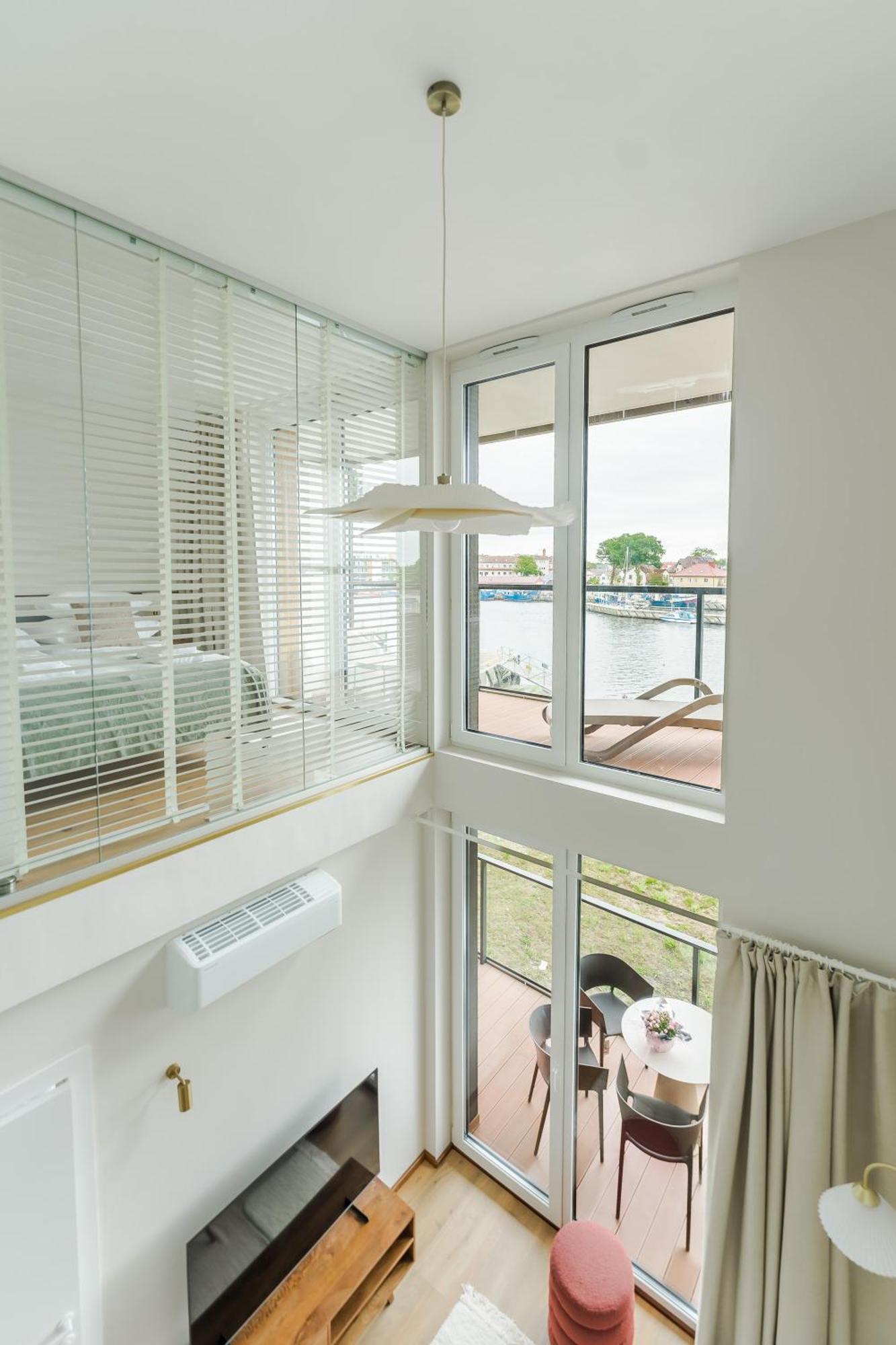 Apartment Penthouse Lighthouse Surfingbird